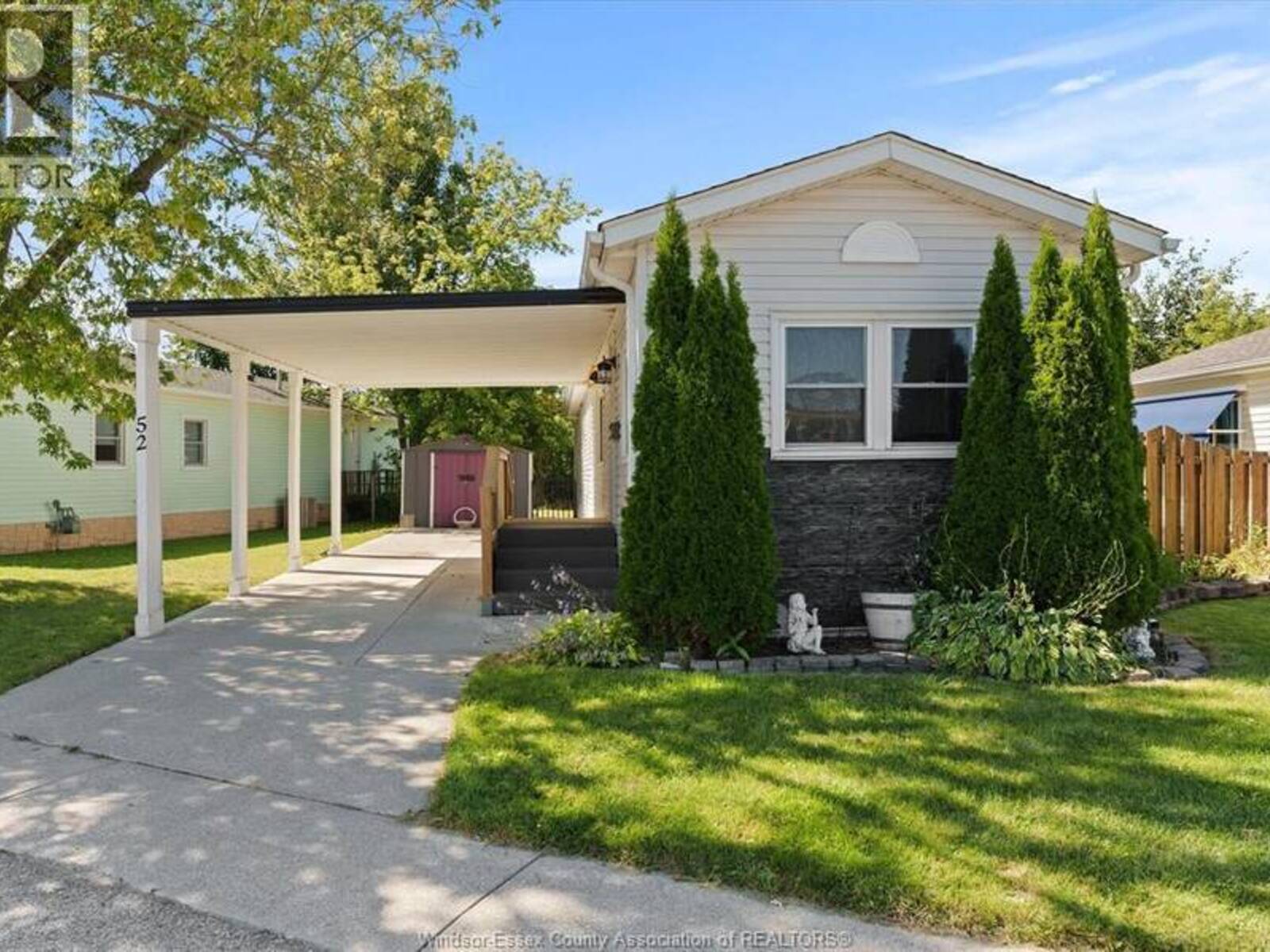52 PARKSIDE DRIVE, Essex, Ontario N0R 1J0