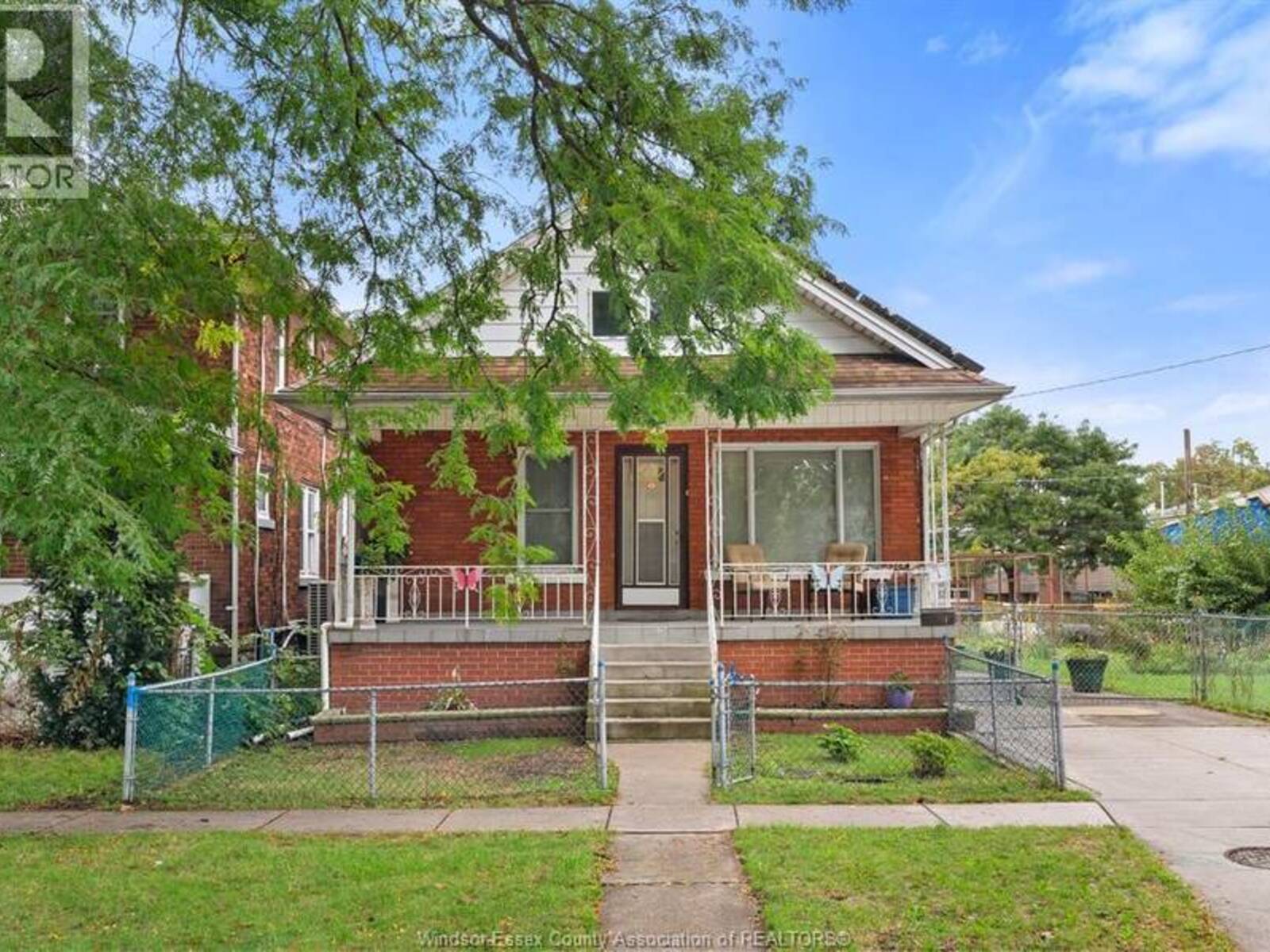 539 BROCK STREET, Windsor, Ontario N9C 2T1