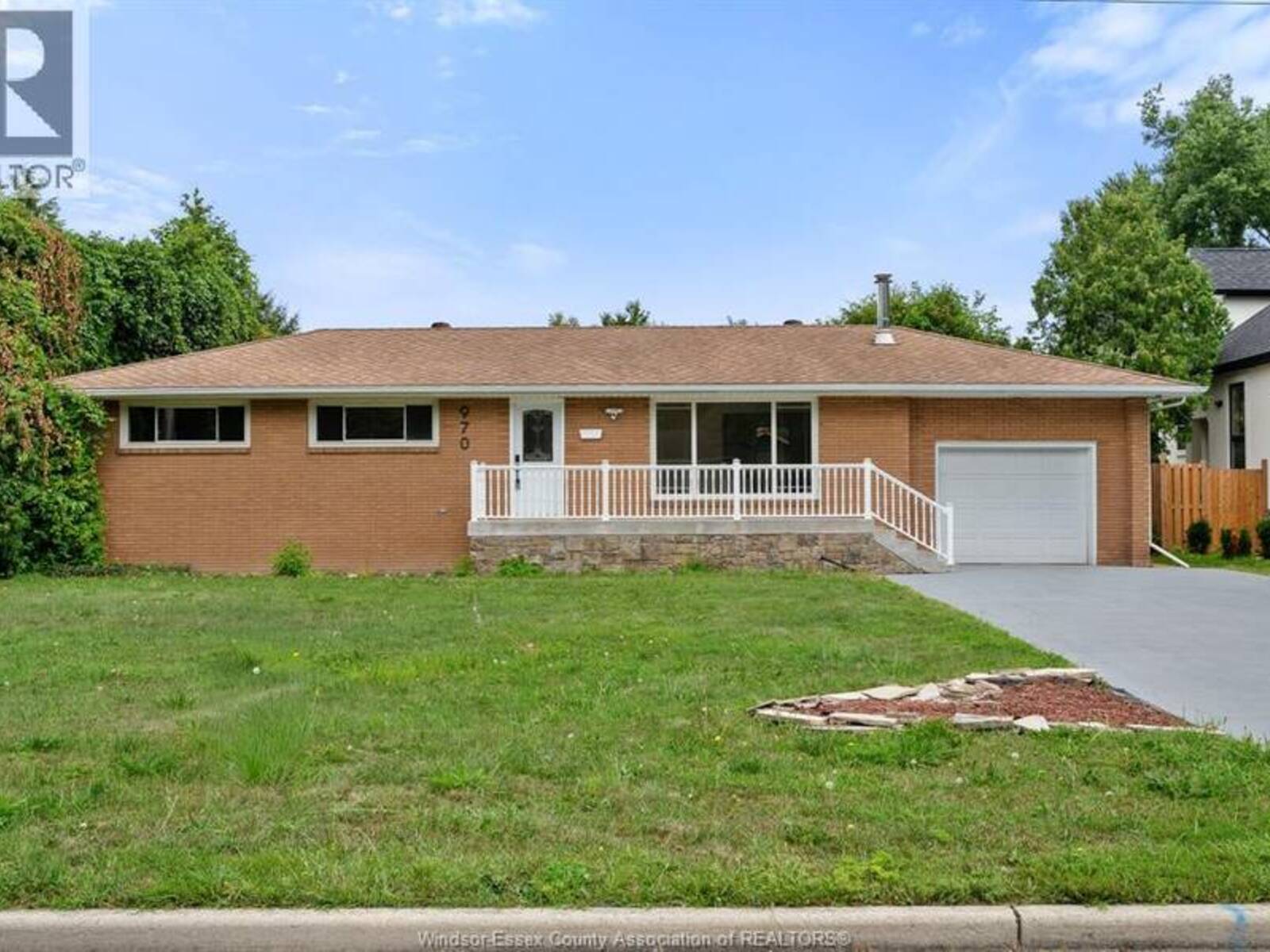 970 Morand STREET, Windsor, Ontario N9G 1J4
