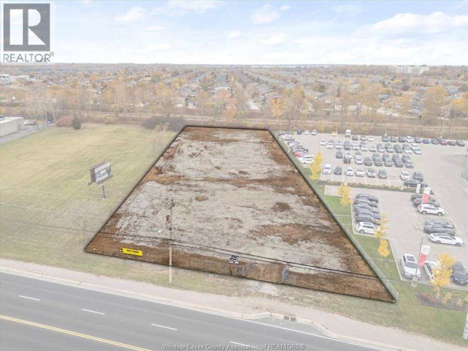 10982 TECUMSEH ROAD East, Windsor, Ontario N8R 1A8