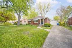 3264 DOMINION BOULEVARD | Windsor Ontario | Slide Image One