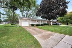 5800 CABOT AVENUE | LaSalle Ontario | Slide Image Three