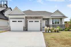302 BLAKE AVENUE | Lakeshore Ontario | Slide Image One