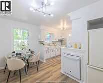 3365 CURRY AVENUE | Windsor Ontario | Slide Image Eight
