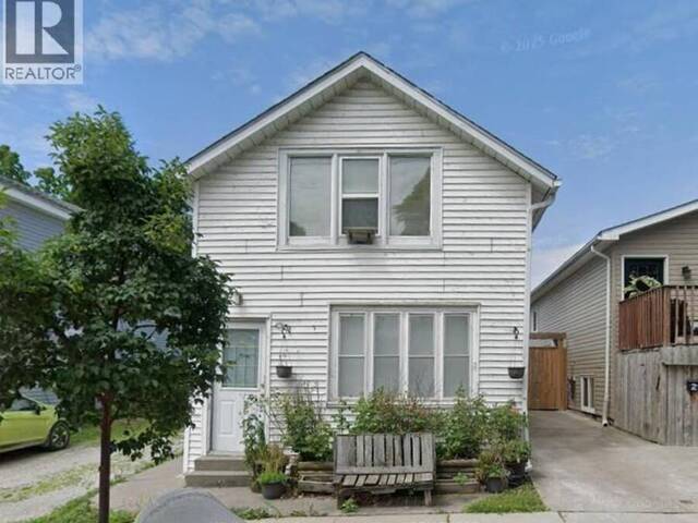 294 Seymour St Amherstburg Ontario, N9V 2B8 - 4 Bedrooms Home For Sale
