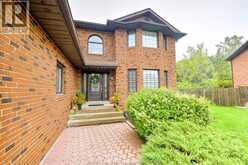 2300 Santo DRIVE | Windsor Ontario | Slide Image Five