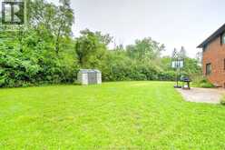 2300 Santo DRIVE | Windsor Ontario | Slide Image Eight