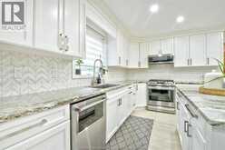 2300 Santo DRIVE | Windsor Ontario | Slide Image Thirteen