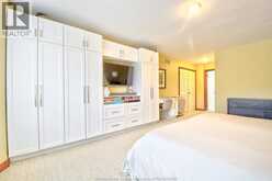 2300 Santo DRIVE | Windsor Ontario | Slide Image Thirty-one