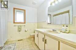2300 Santo DRIVE | Windsor Ontario | Slide Image Thirty-eight