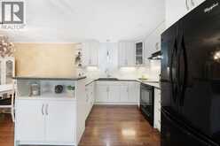 4130 St. Clair Ave. | Windsor Ontario | Slide Image Thirteen