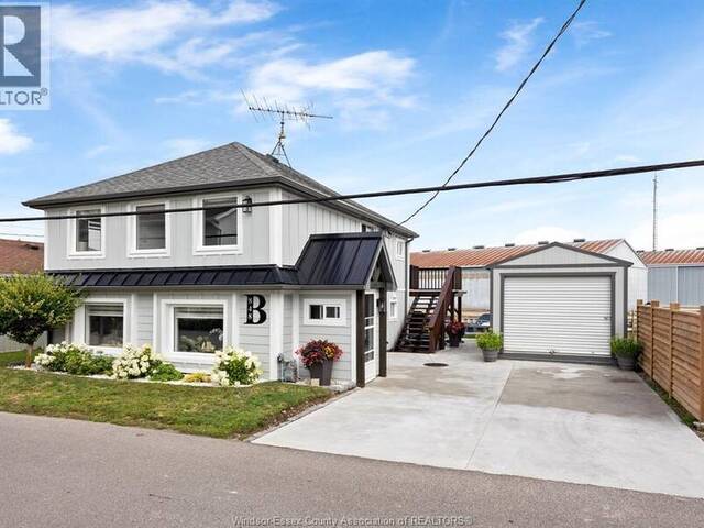 848 CEDAR ISLAND DRIVE Kingsville Ontario, N9Y 3W1 - 2 Bedrooms Waterfront Home For sale