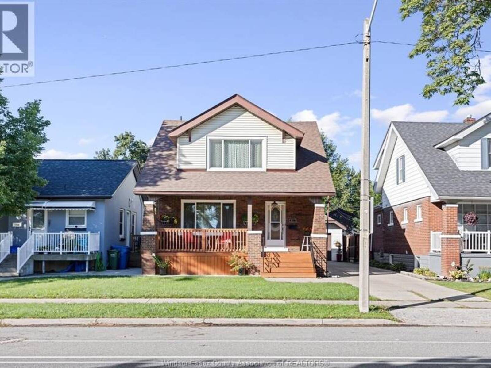 1863 PILLETTE, Windsor, Ontario N8T 1P2