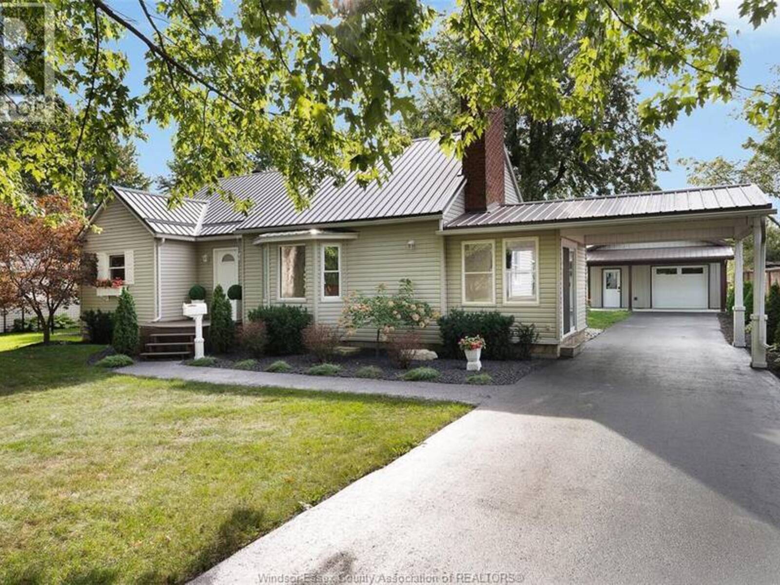 1331 CLOVELLY DRIVE, Kingsville, Ontario N9Y 2P3