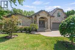1055 ROSELAND DRIVE South | Windsor Ontario | Slide Image Two