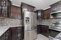 1055 ROSELAND DRIVE South | Windsor Ontario | Slide Image Thirteen