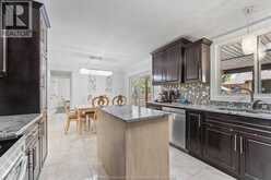 1055 ROSELAND DRIVE South | Windsor Ontario | Slide Image Fifteen