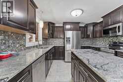 1055 ROSELAND DRIVE South | Windsor Ontario | Slide Image Twelve