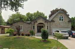 1055 ROSELAND DRIVE South | Windsor Ontario | Slide Image Forty-five