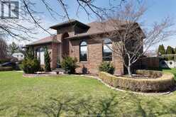 172 POINTE WEST DRIVE | Amherstburg Ontario | Slide Image Five