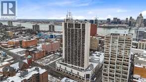 150 PARK Unit# 802 | Windsor Ontario | Slide Image Three