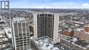 150 PARK Unit# 802 | Windsor Ontario | Slide Image Four