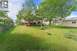 844 COTTAGE GROVE | Kingsville Ontario | Slide Image Thirty