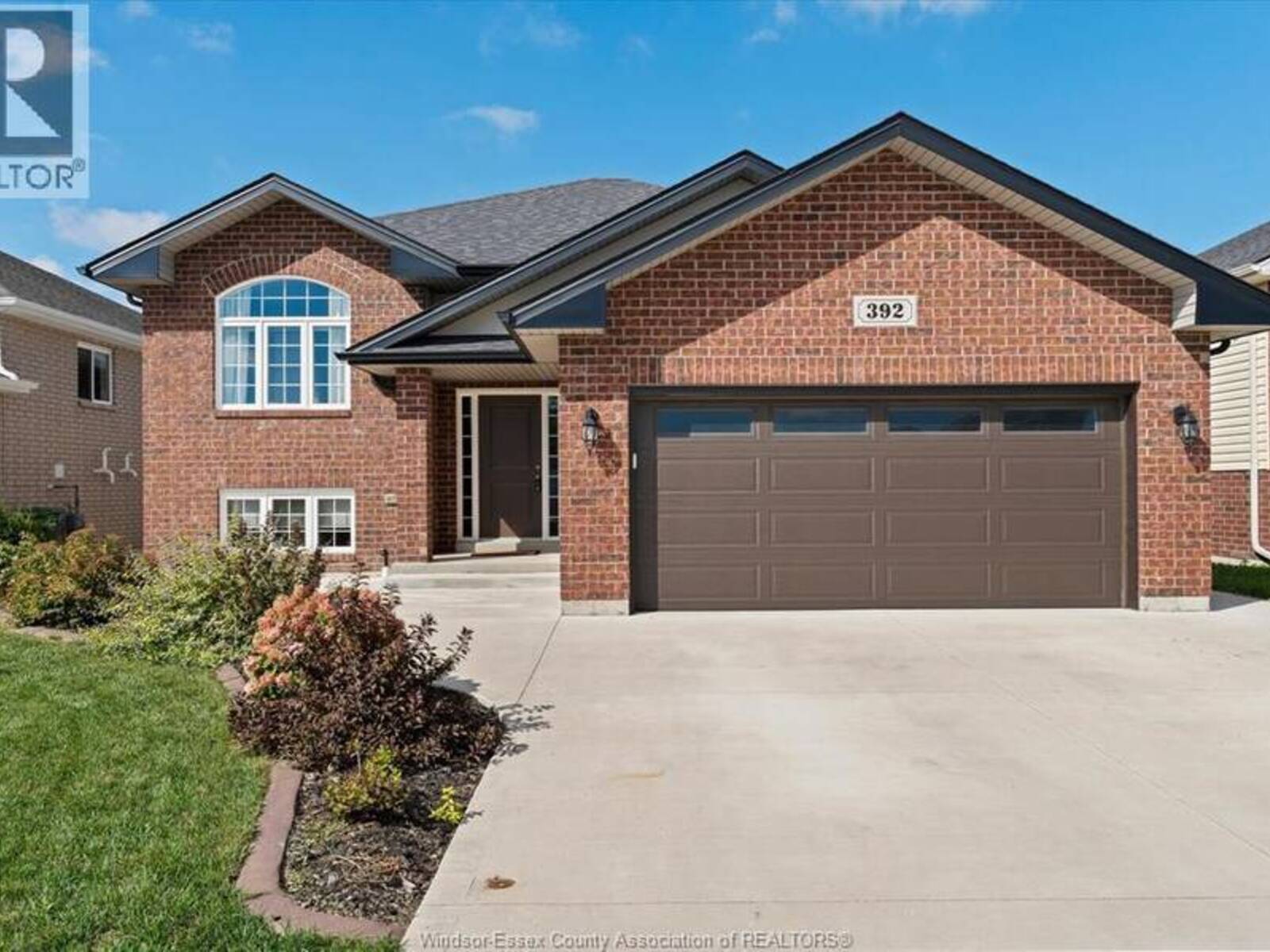 392 CYPRESS LANE, Belle River, Ontario N8L 1A8