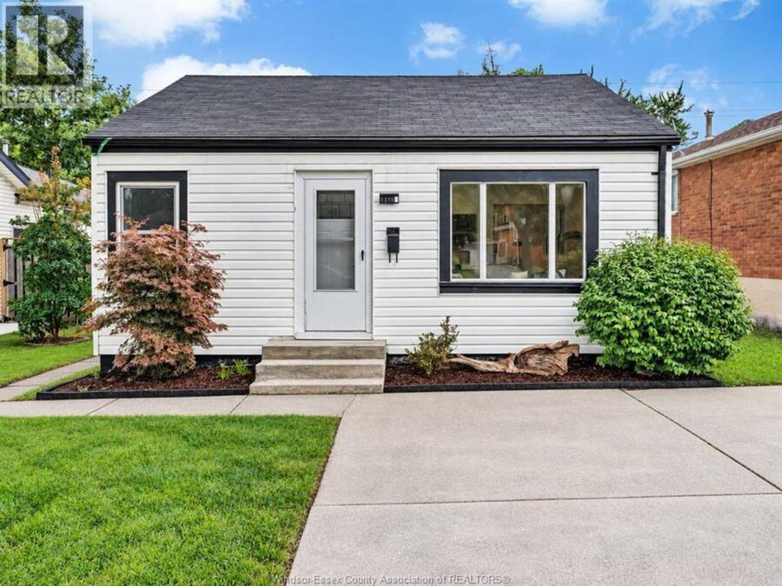 1310 JANETTE, Windsor, Ontario N8X 1Y6