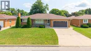 2506 LONGFELLOW AVENUE | Windsor Ontario | Slide Image Forty-three