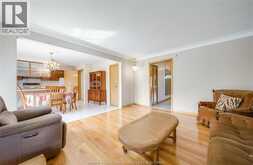 2506 LONGFELLOW AVENUE | Windsor Ontario | Slide Image Nine