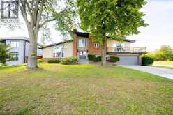 2405 ROXBOROUGH BOULEVARD | Windsor Ontario | Slide Image One