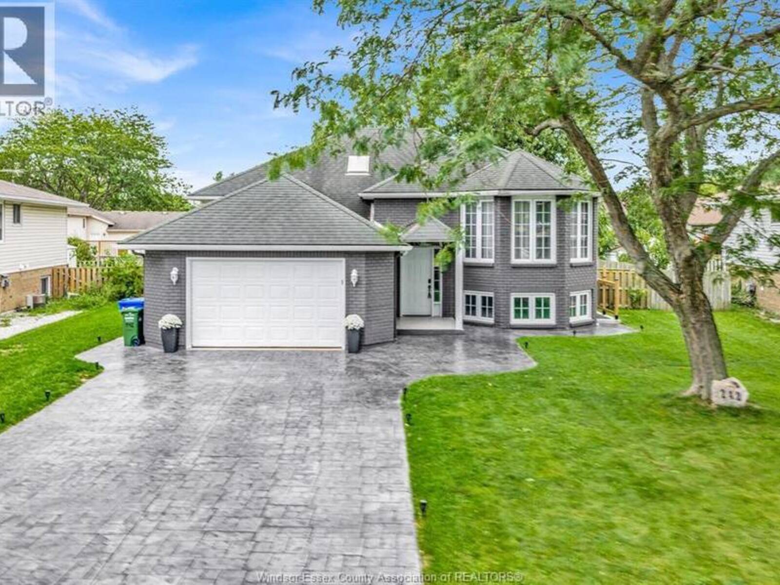 242 GEORGE CRESCENT, Lakeshore, Ontario N0R 1A0
