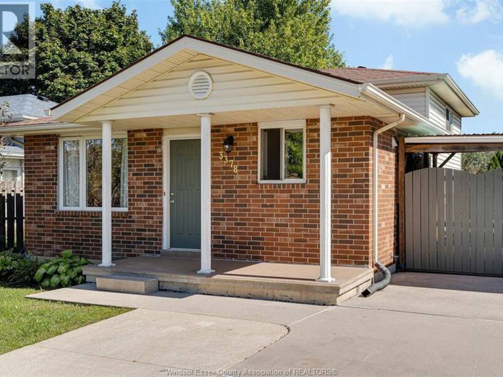 3378 CANDLEWOOD CRESCENT, Windsor, Ontario N8W 5M5