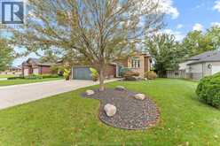 98 HAZEL CRESCENT | Kingsville Ontario | Slide Image Two