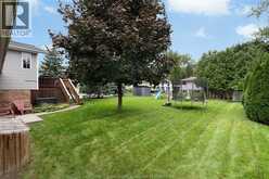 856 LAWNDALE | Kingsville Ontario | Slide Image Twenty-seven