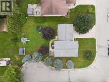 856 LAWNDALE | Kingsville Ontario | Slide Image Thirty
