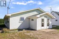 3030 COUNTY RD 8 | Lakeshore Ontario | Slide Image Three