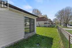 561 CHIPPAWA STREET | Windsor Ontario | Slide Image Eighteen