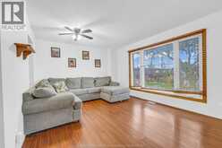 6312 THORNBERRY | Windsor Ontario | Slide Image Six