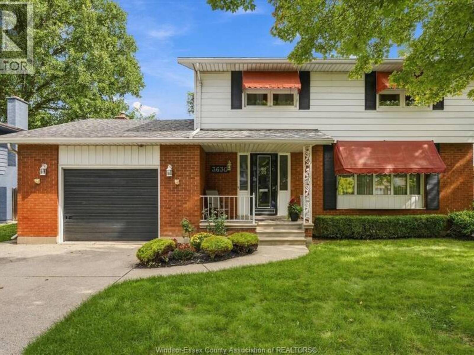 3630 AVONDALE AVENUE, Windsor, Ontario N9E 1X9