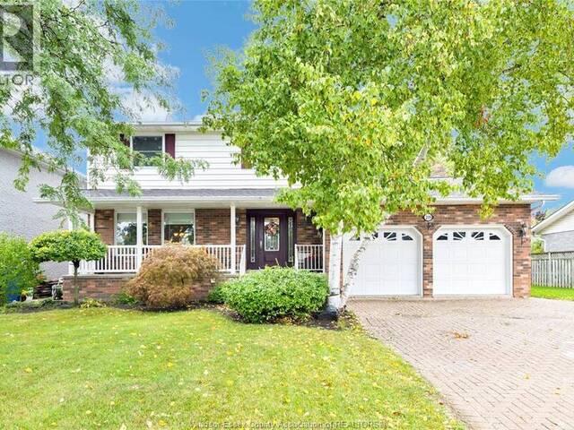219 Hyde Park Amherstburg Ontario, N9V 3R3 - 3 Bedrooms Waterfront Home For sale
