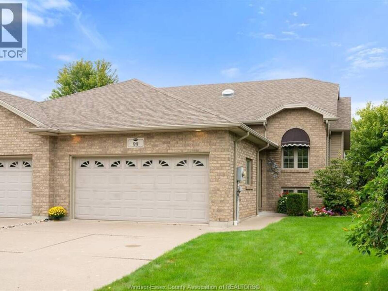 99 Anfred STREET, Leamington, Ontario N8H 5L4