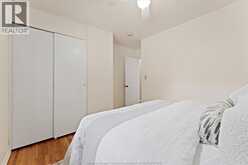 4050 EDEN DRIVE | Windsor Ontario | Slide Image Twenty