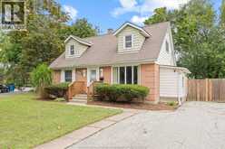 4050 EDEN DRIVE | Windsor Ontario | Slide Image Three