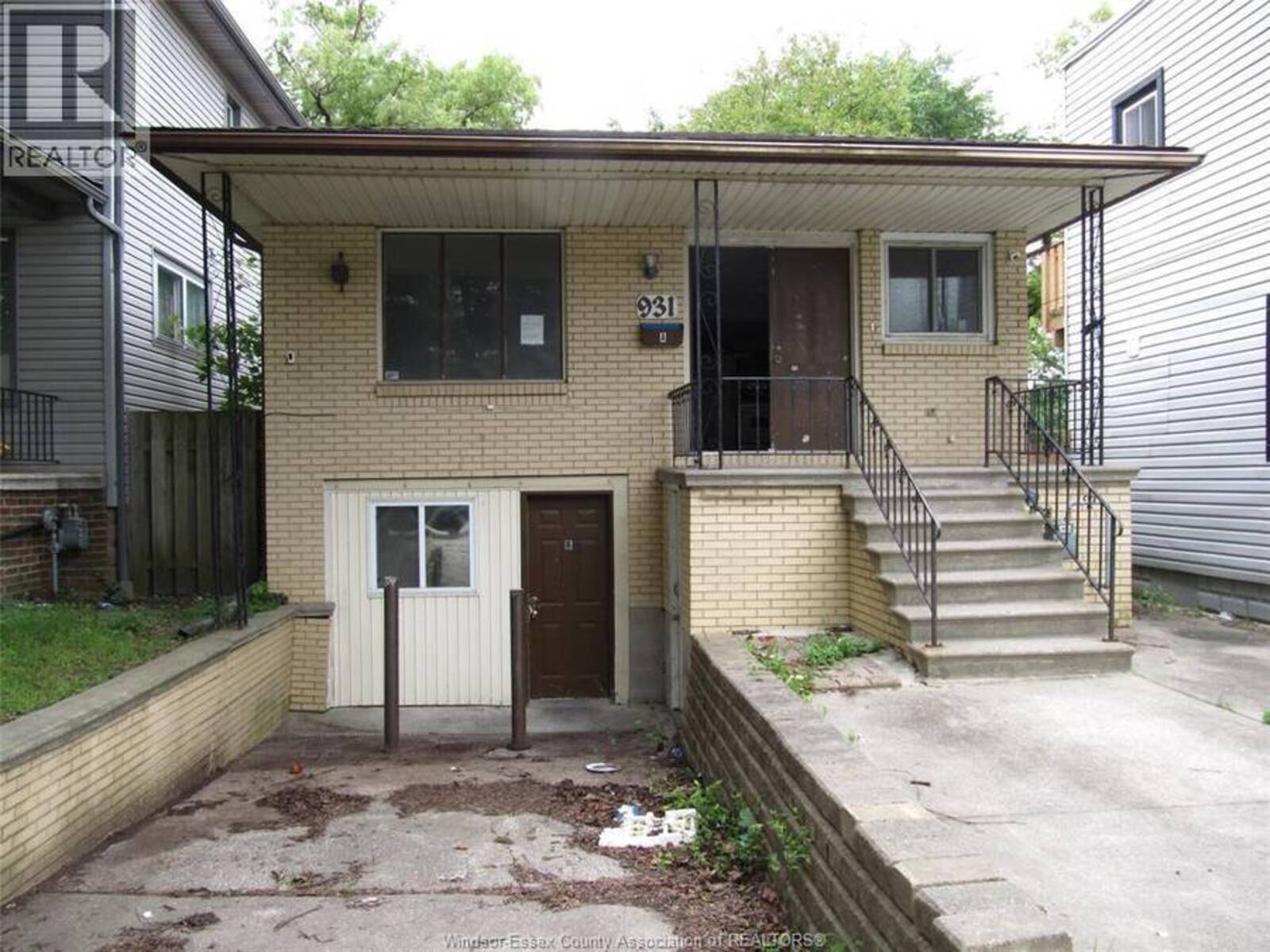 931 CAMPBELL AVE, Windsor, Ontario N9B 2J4