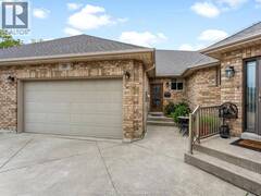28 Mettawas LANE Kingsville Ontario, N9Y 0A2