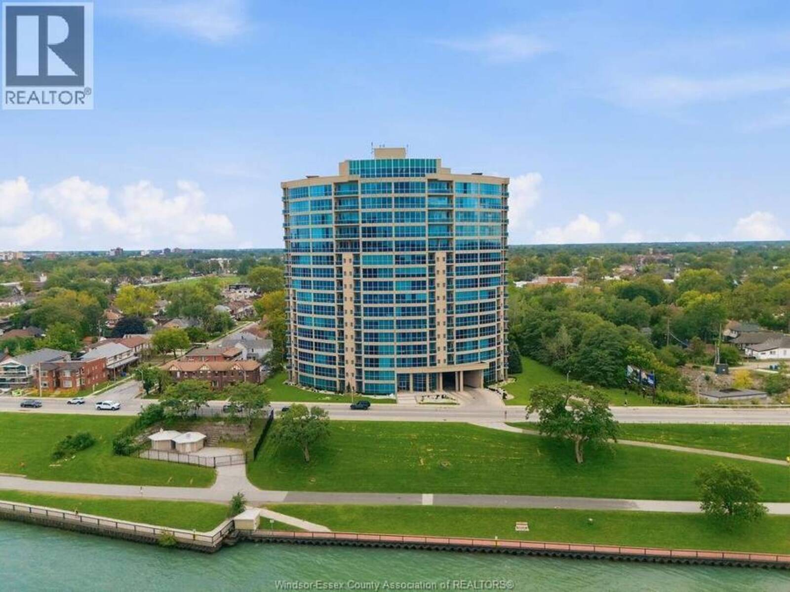 1225 RIVERSIDE DRIVE Unit# 801, Windsor, Ontario N9A 0A2