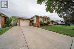 9810 ASGARD ROAD | Windsor Ontario | Slide Image Twenty-nine