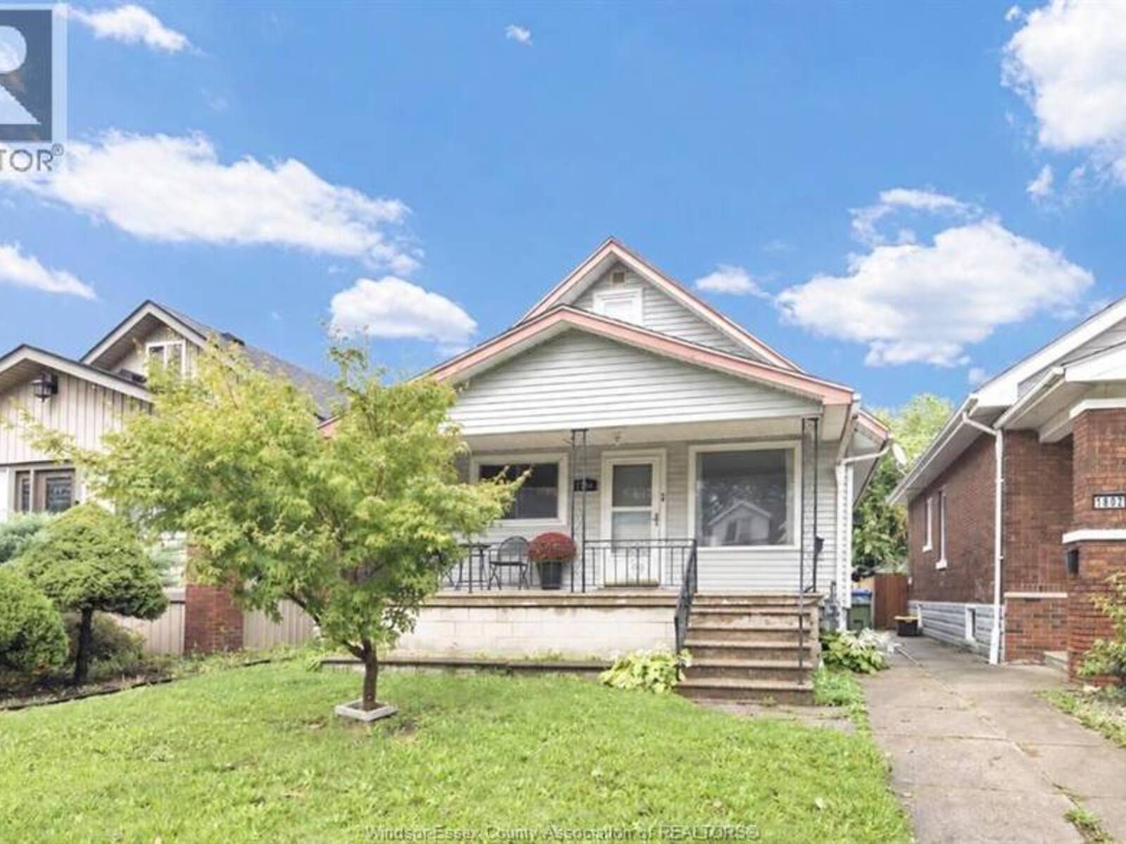 1794 GLADSTONE, Windsor, Ontario N8W 2N3